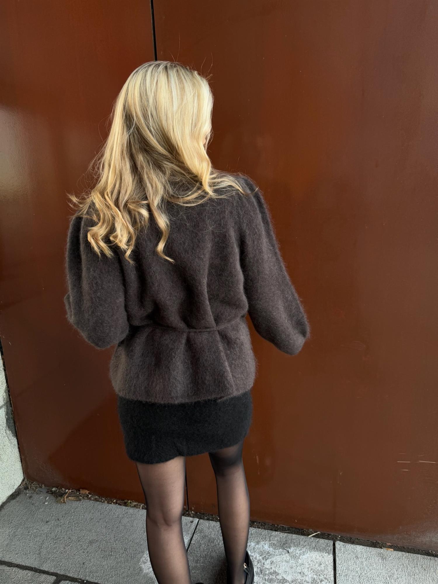 Fredrikke Chunky Cardigan Dark Brown