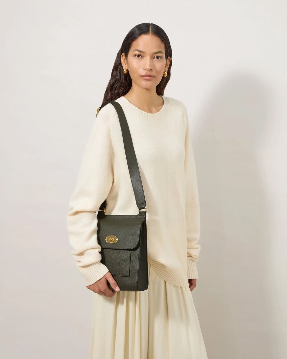 Antony - Juniper Green Small Classic Grain