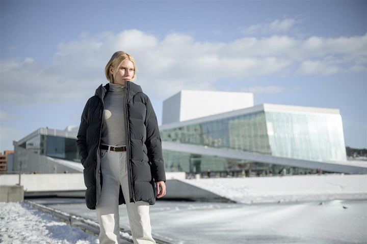 W Thundra Parka Black