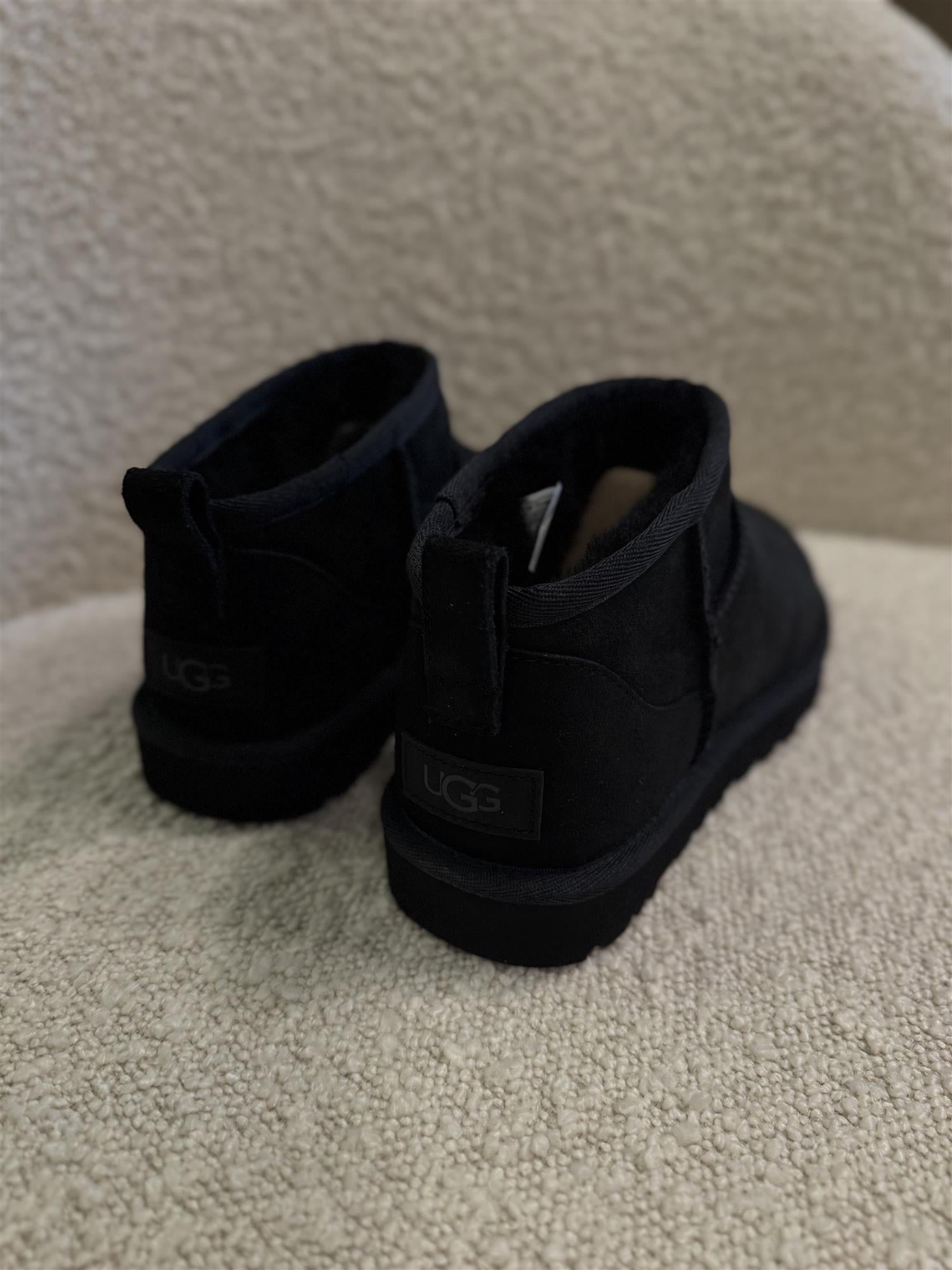 W Classic Ultra Mini Black