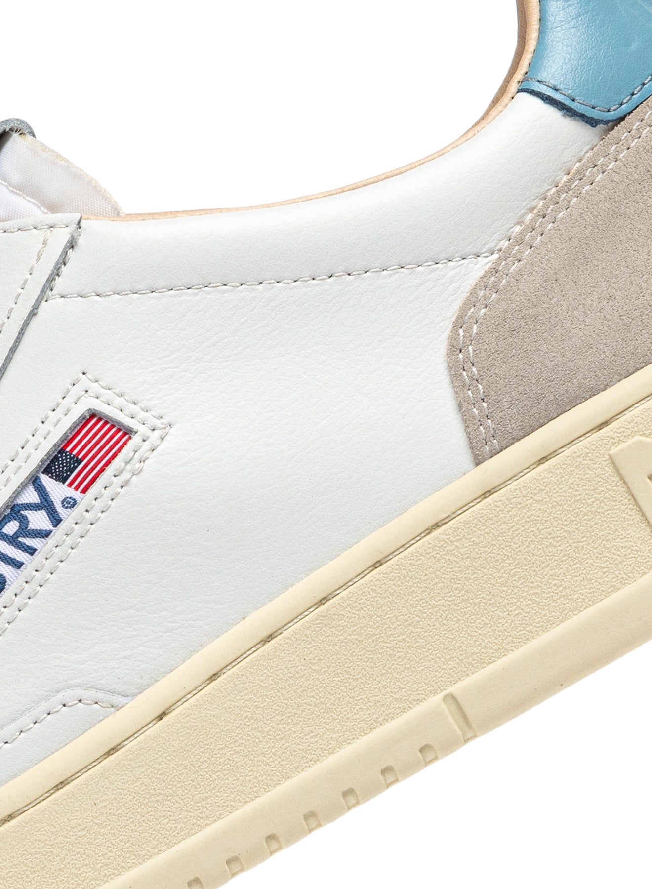 Medalist Low Woman Forget Me Not