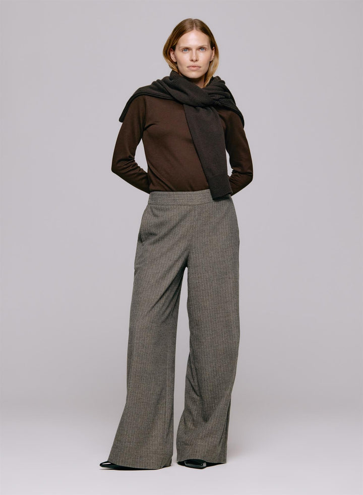 Andrea Longsleeve Brown