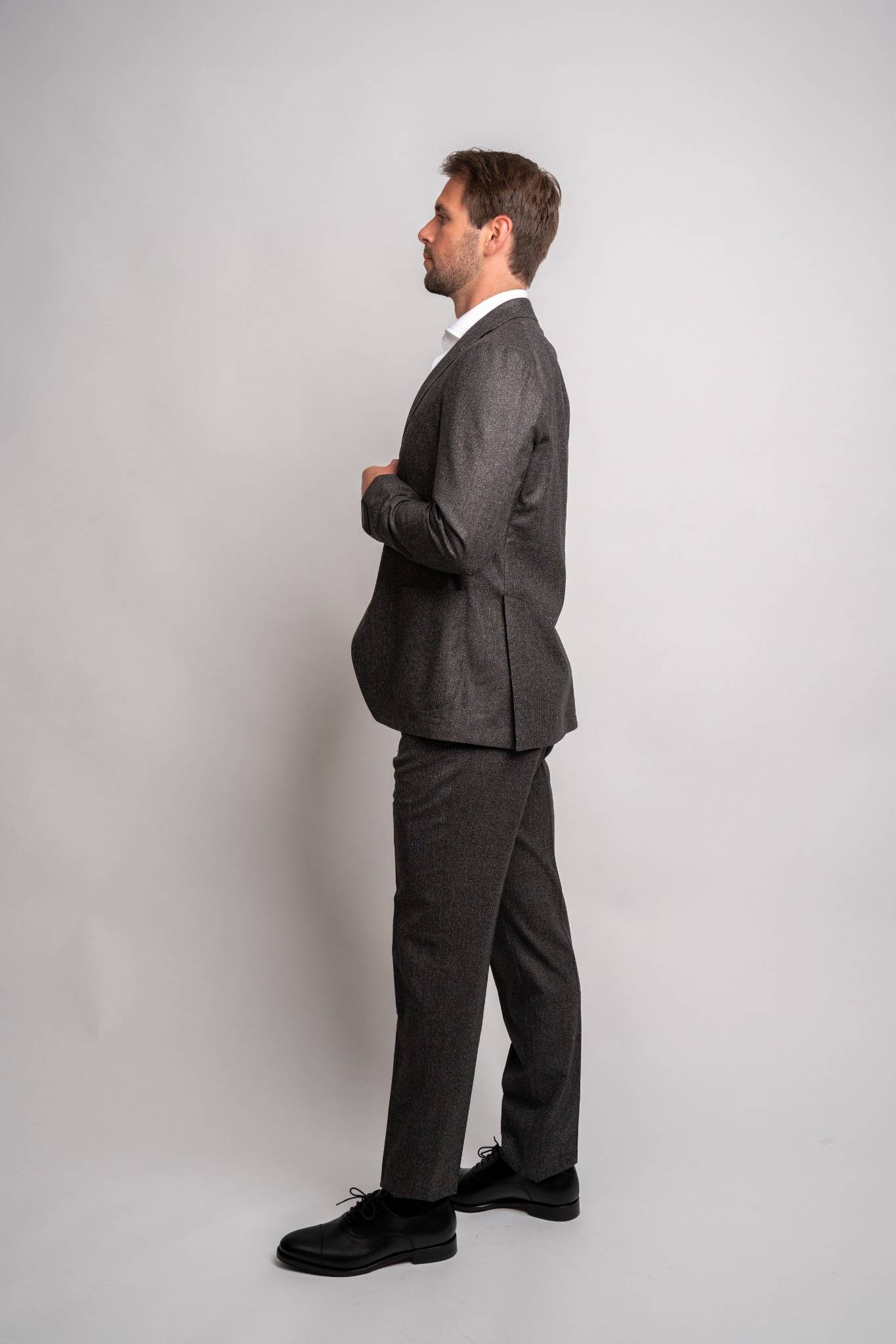 Houndstooth Suit - Grey