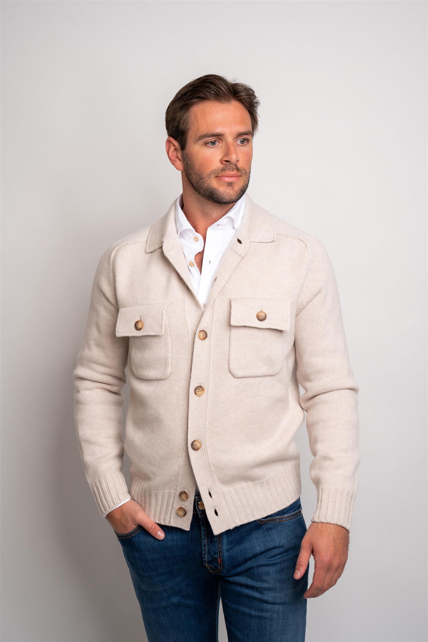 Cardigan Buttons - Beige