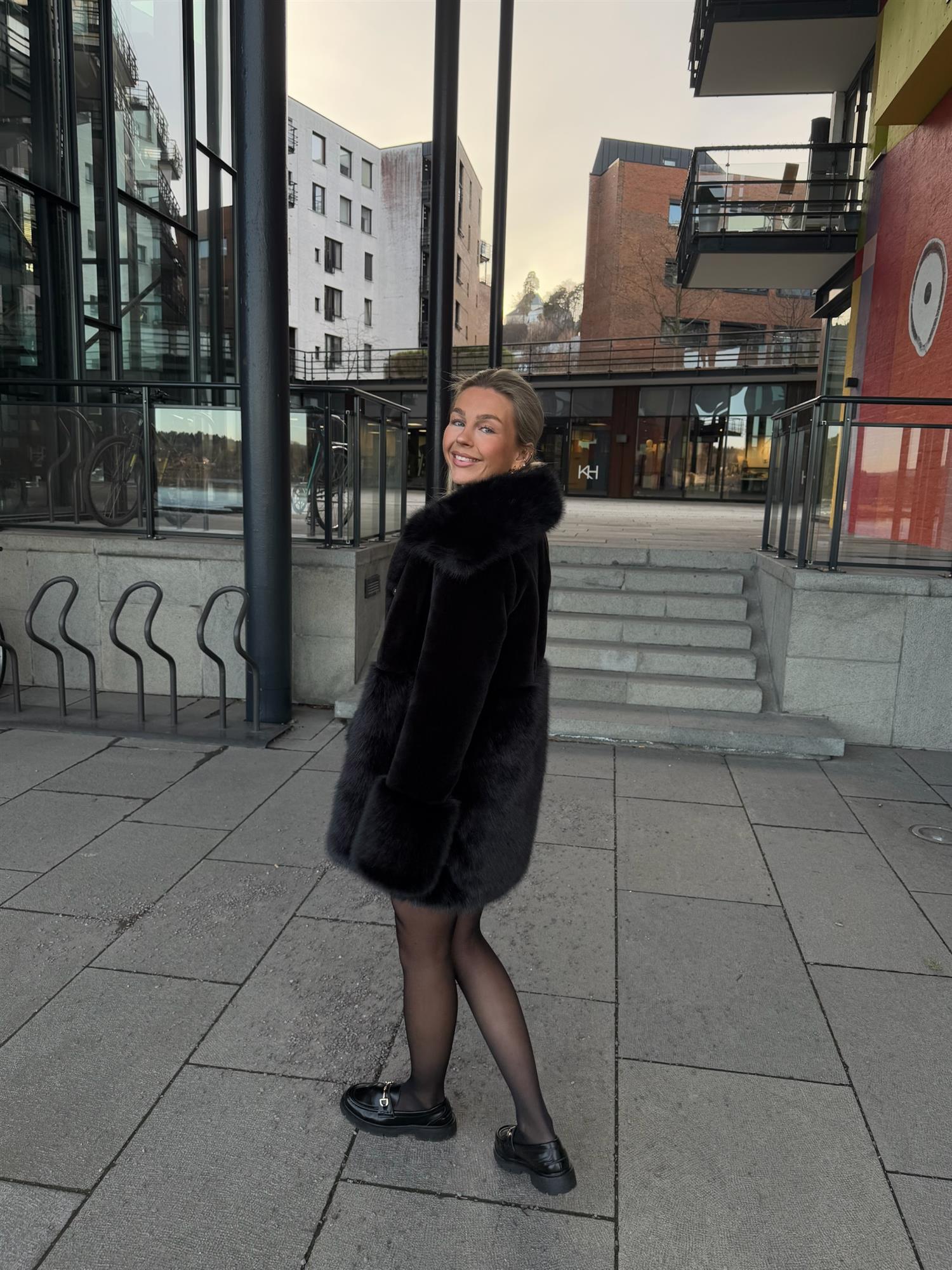 Anna Fake Fur Jacket