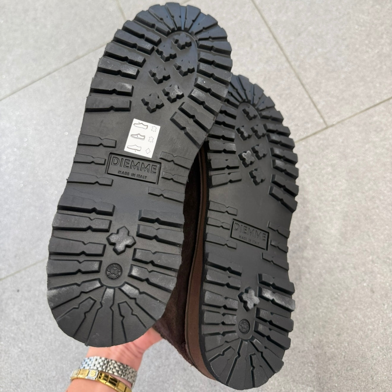 W Roccia Vet Bison Suede