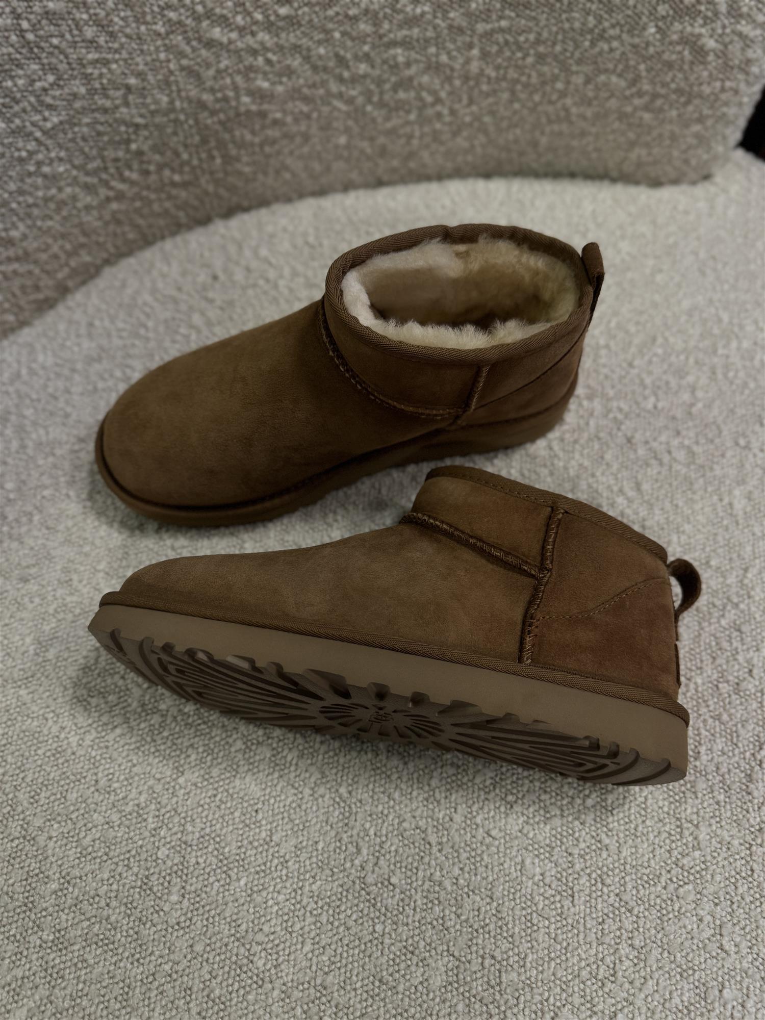 W Classic Ultra Mini Chestnut