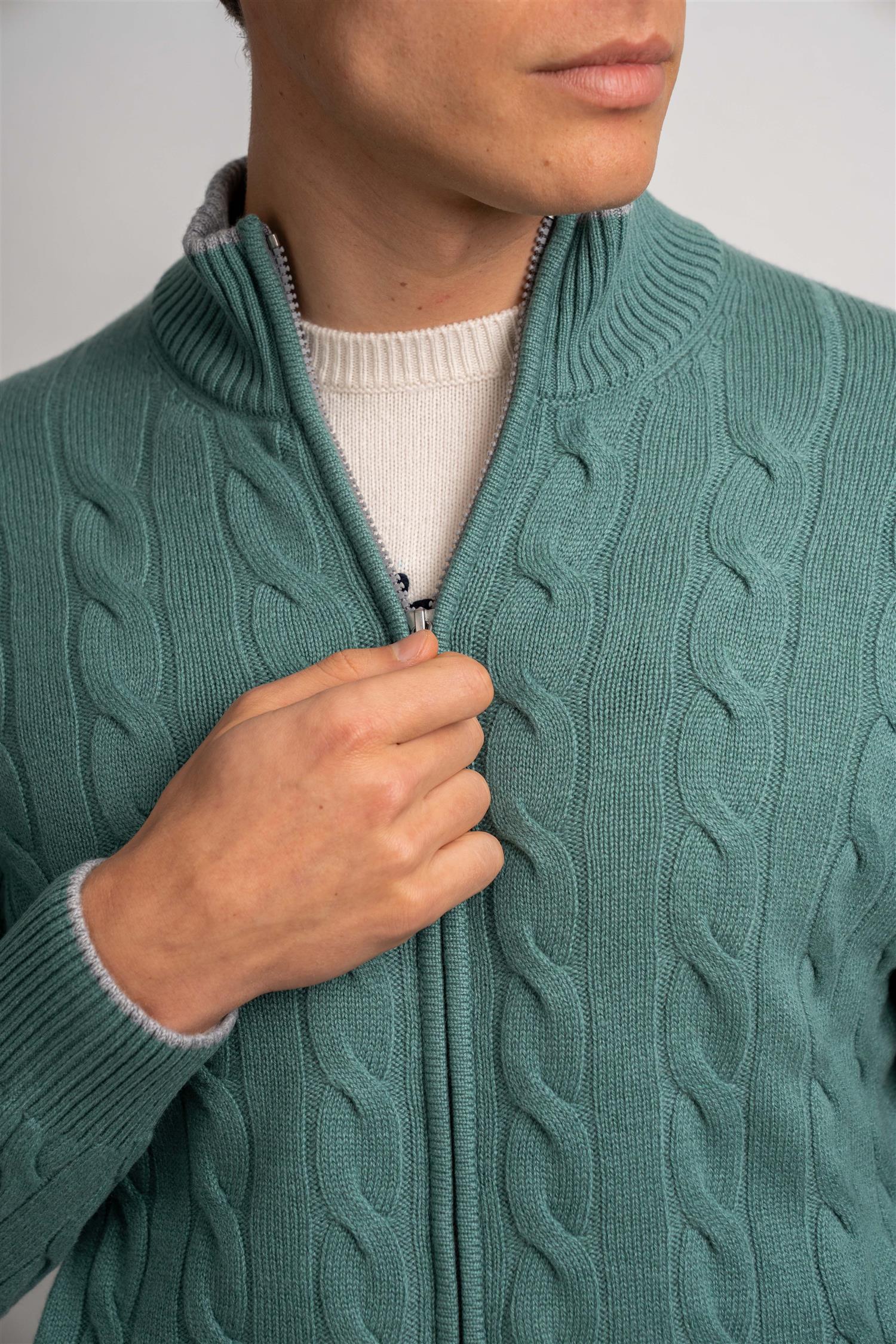Cable Knitted Cashmere - Mid Green
