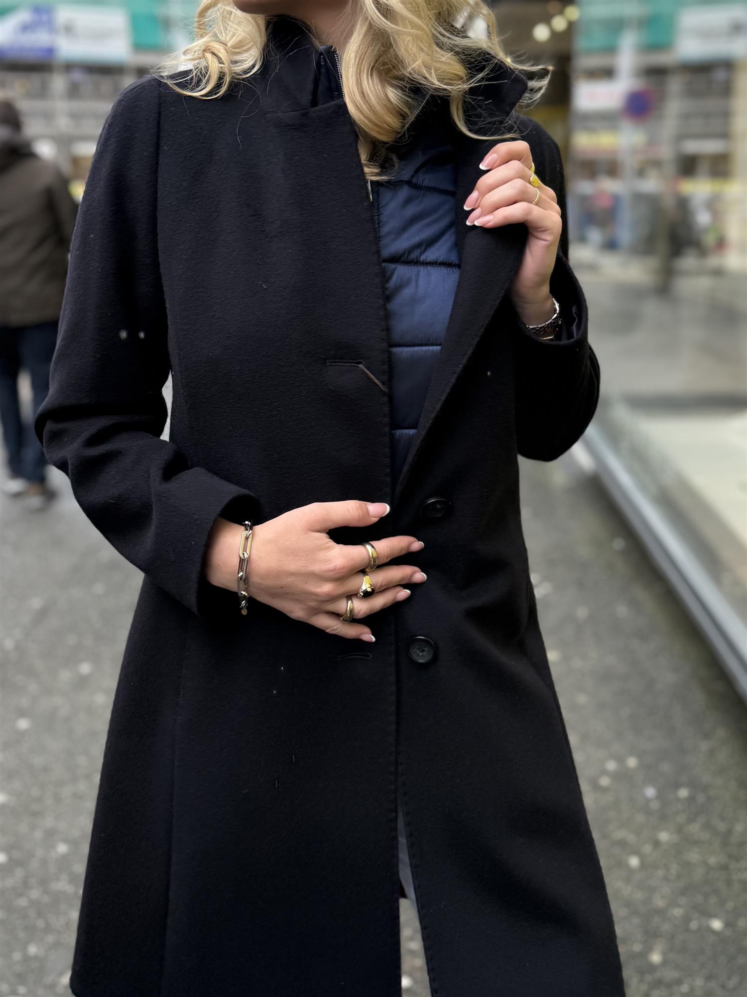 Coat Wool Detachable Nylon Bib