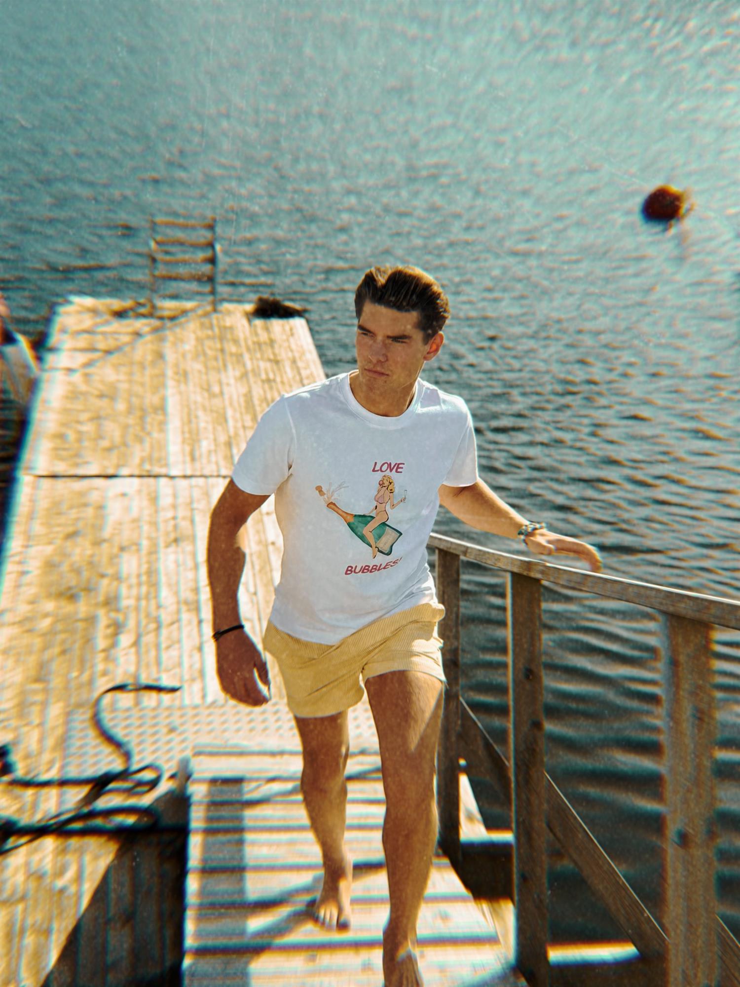 Love Bubbles Tee - Hvit