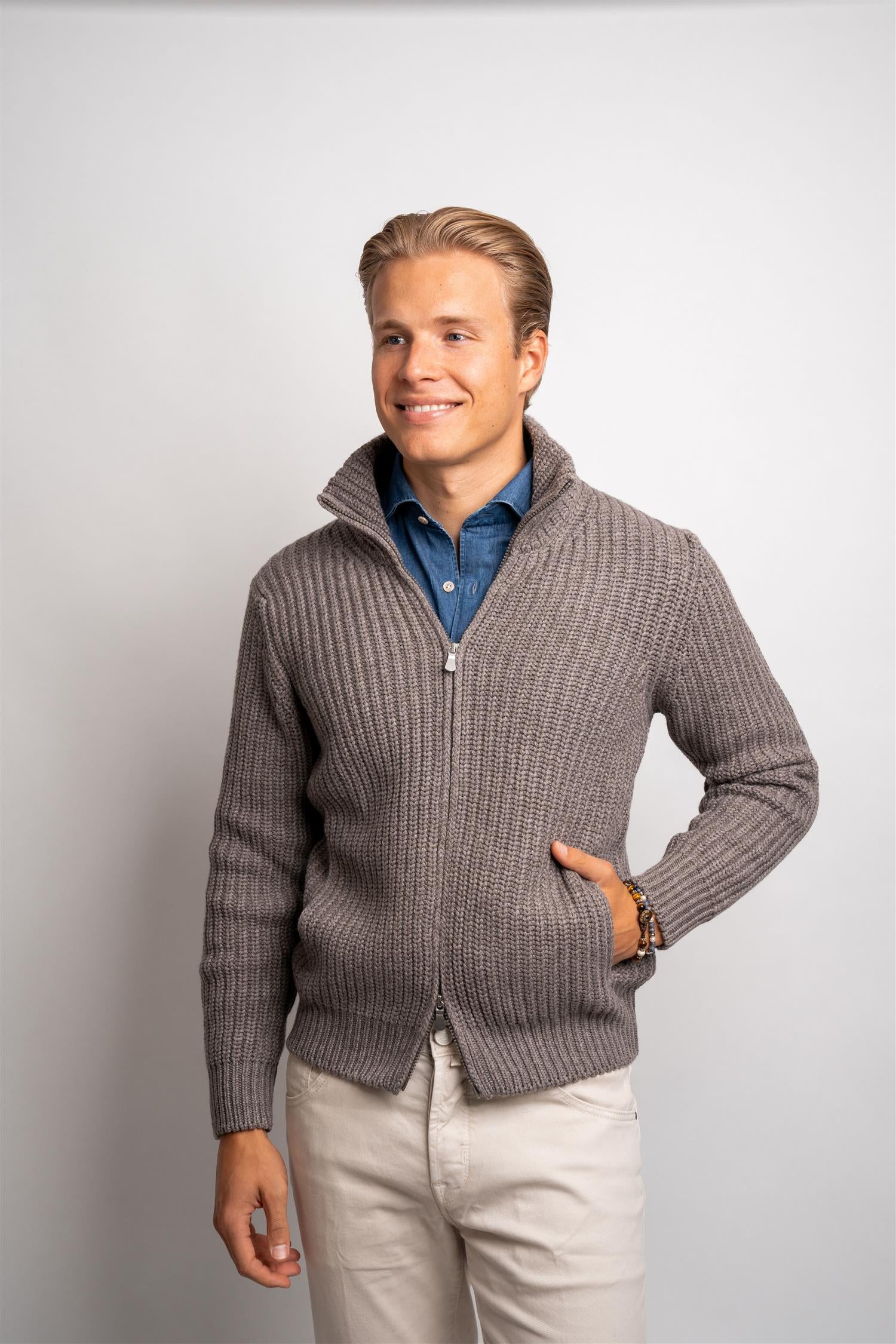 Heavy Knitted Zip - Taupe