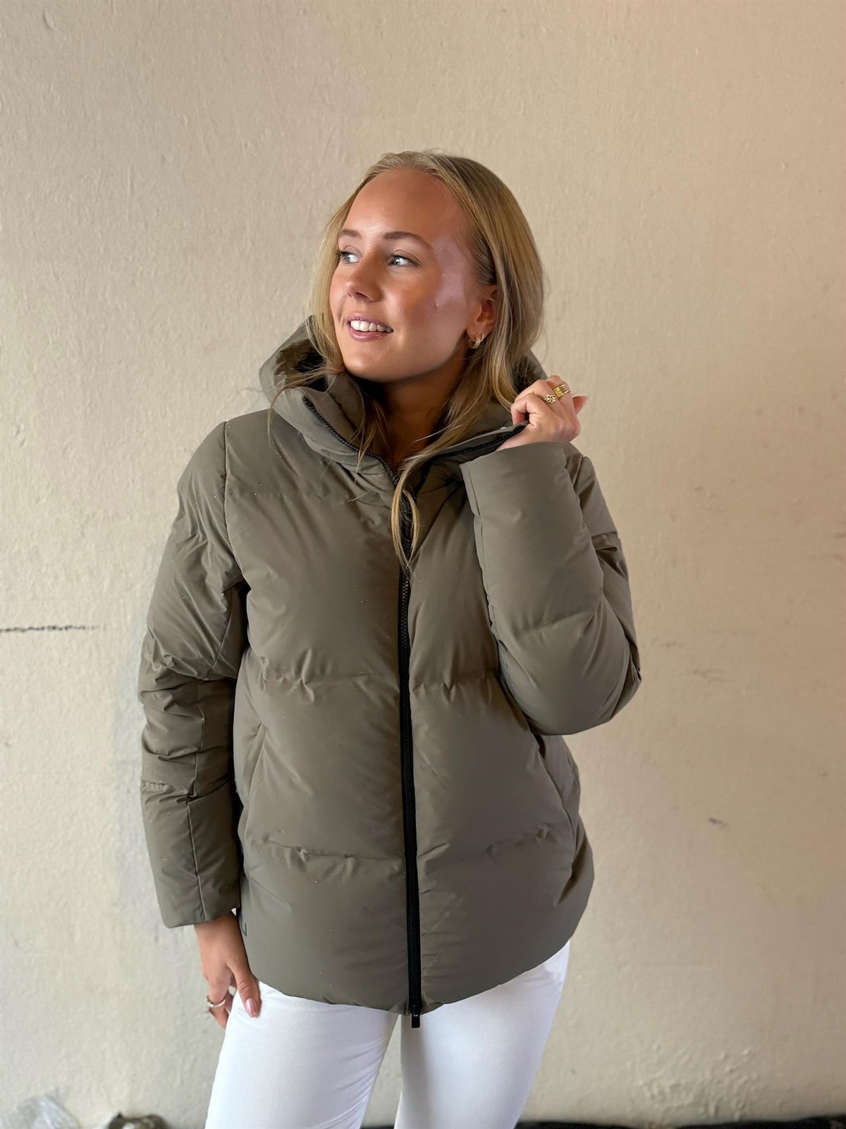HLX PARKA