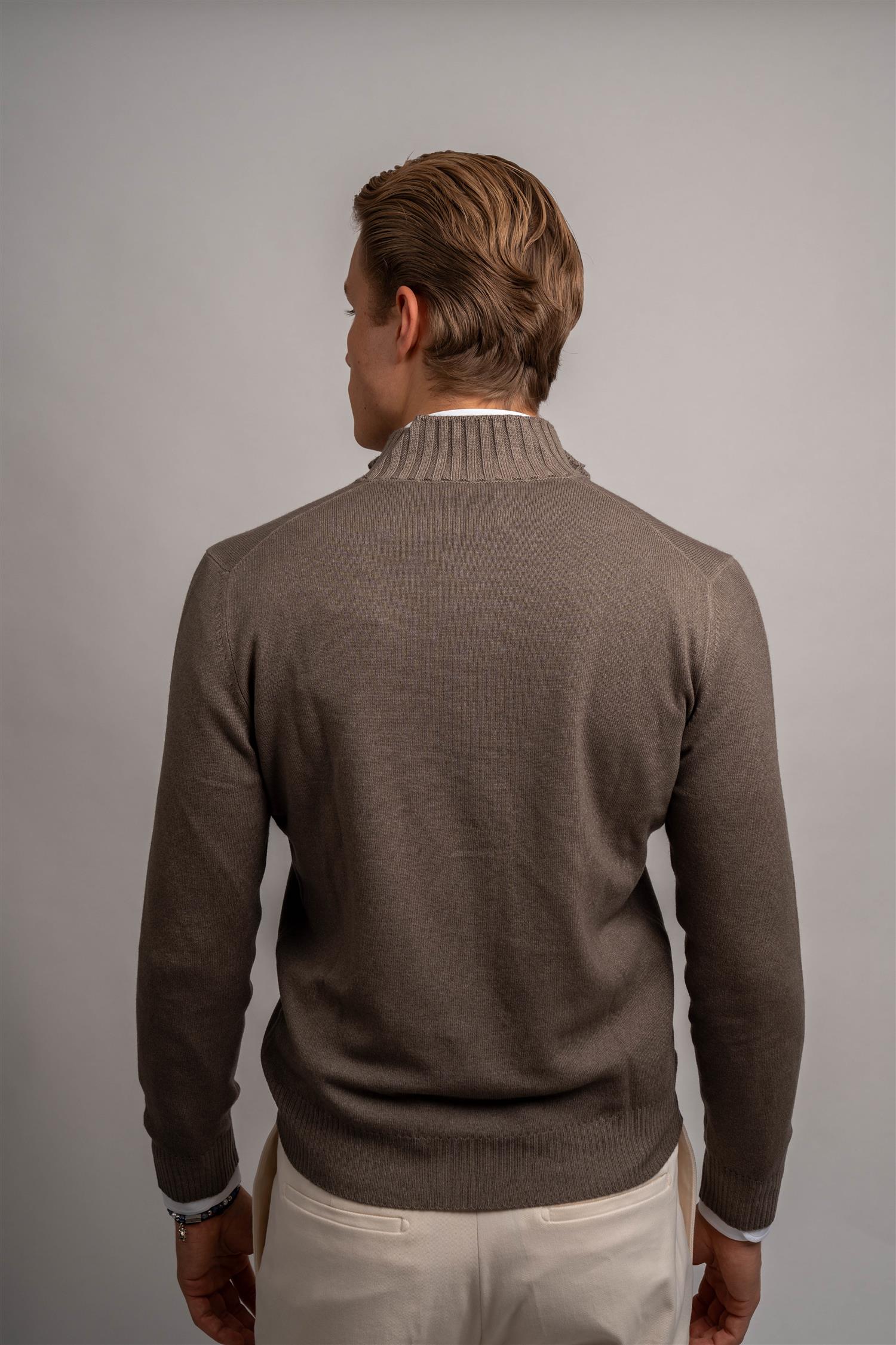 Full Zip - Brown