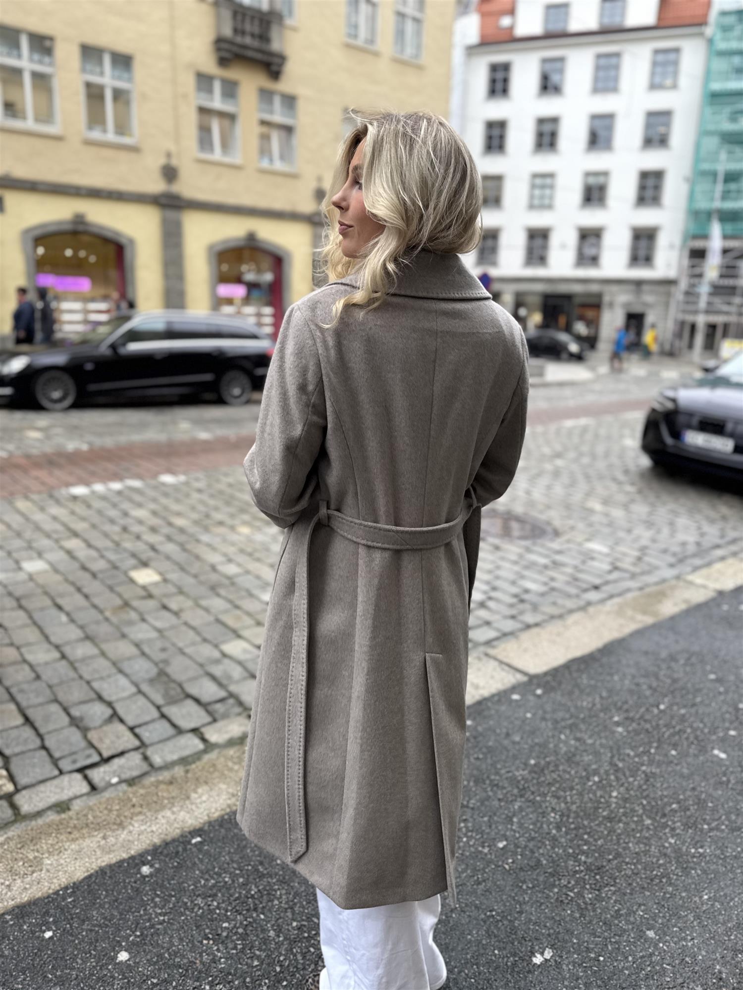 Long Coat Cacha Grey Brown Belt and Buttons