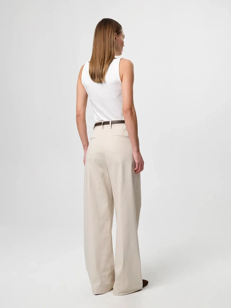 Beatris Top White