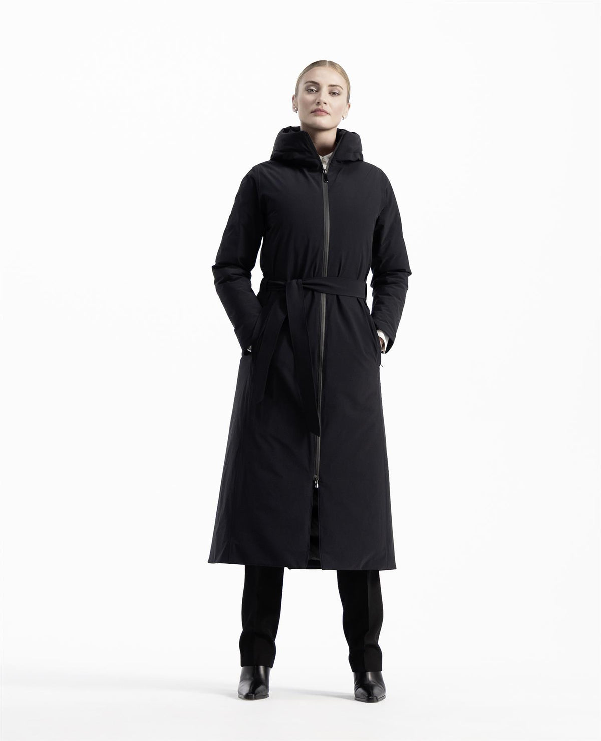Valkyria Down Coat - Black