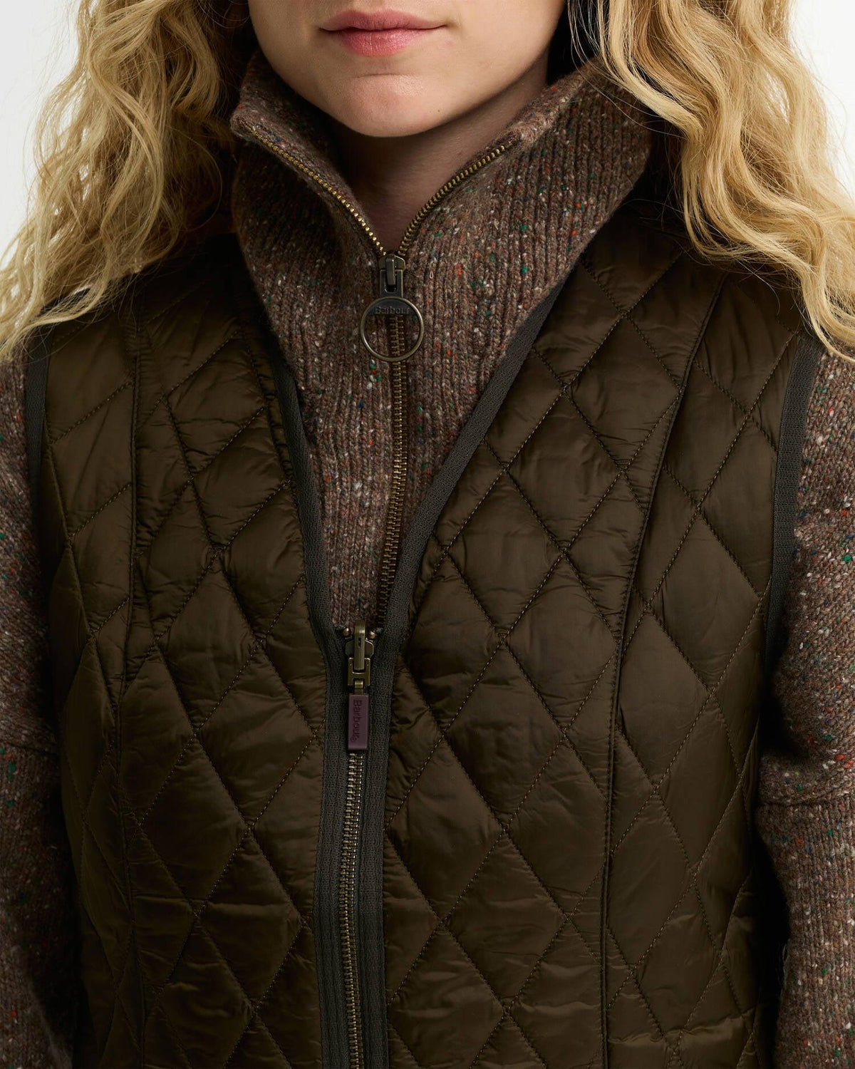 Betty Interactive Liner Olive