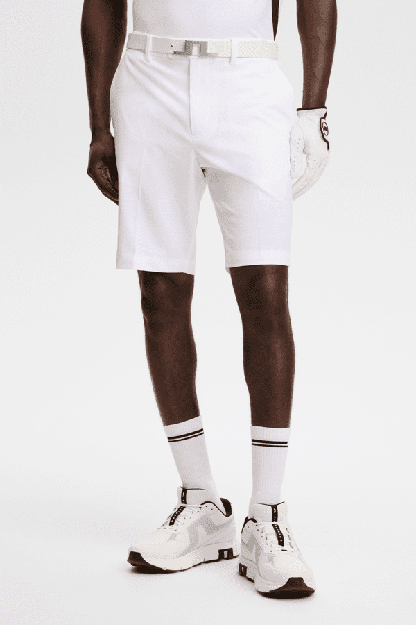 Vent Shorts - White