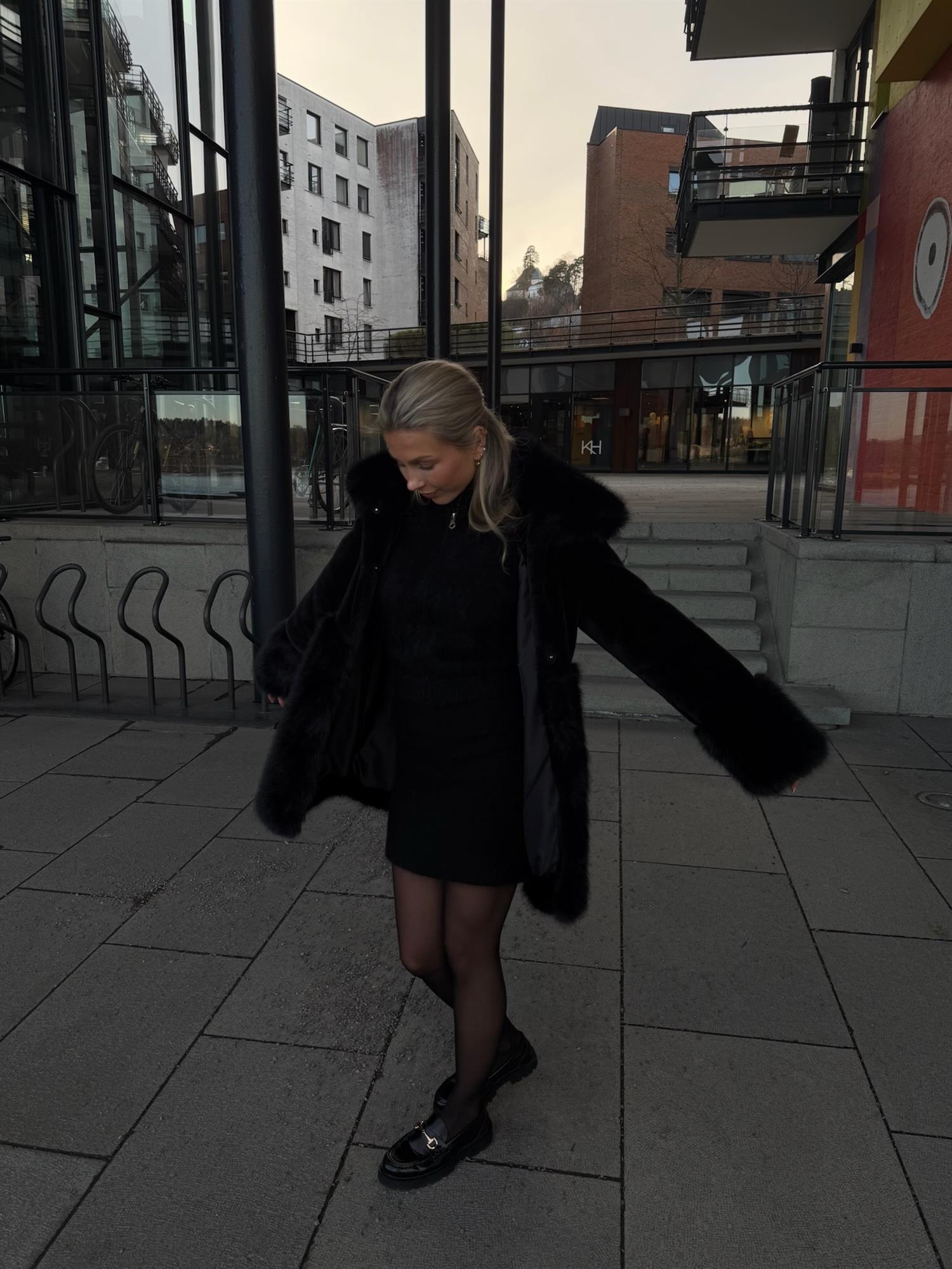 Anna Fake Fur Jacket