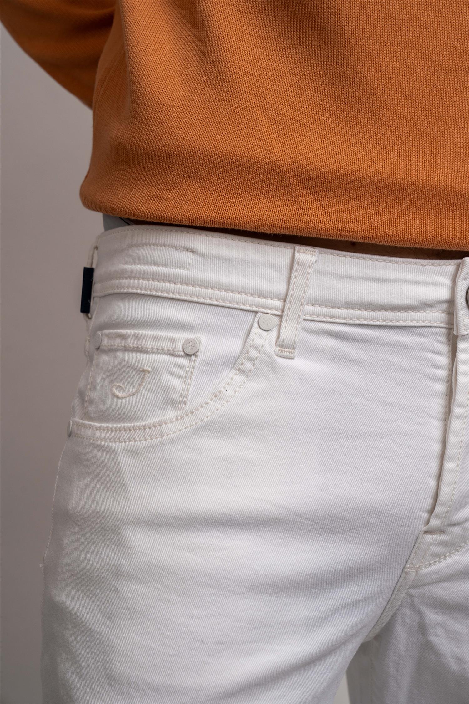 Scott Cropped - White