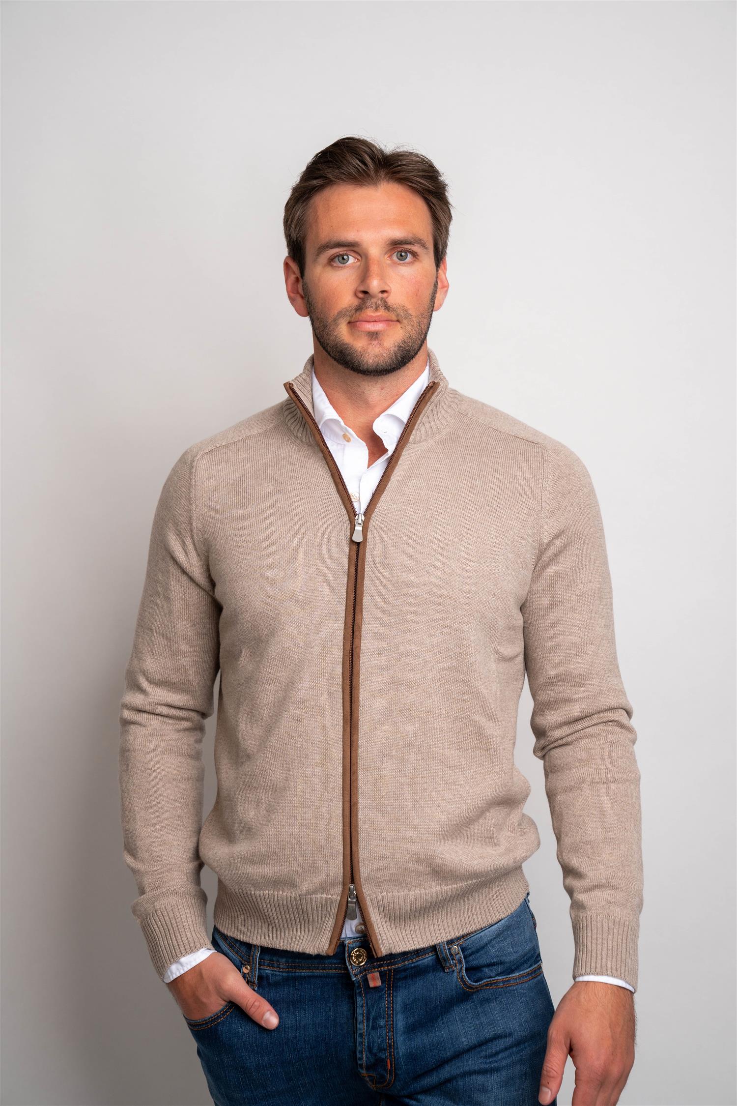 Full Zip - Beige/Brown