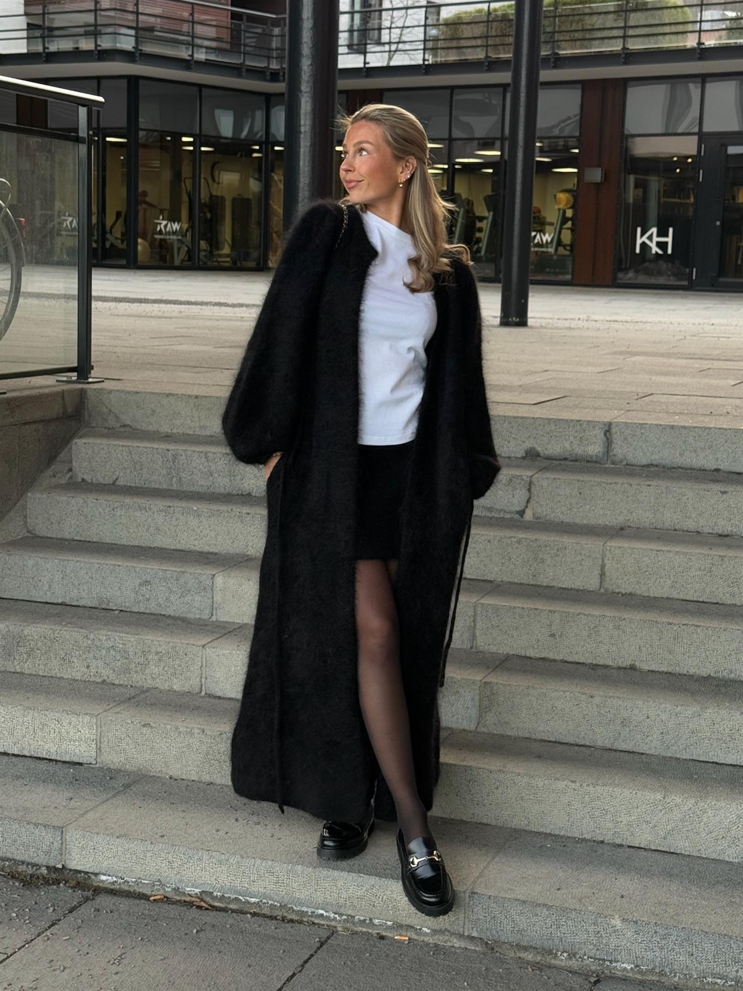 Olivia Chunky Cardigan Black