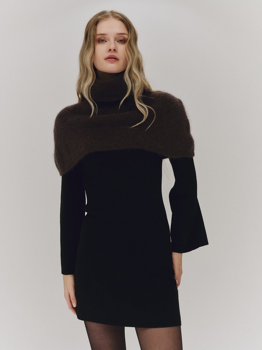 Sylvia Chunky Neck Dark Brown