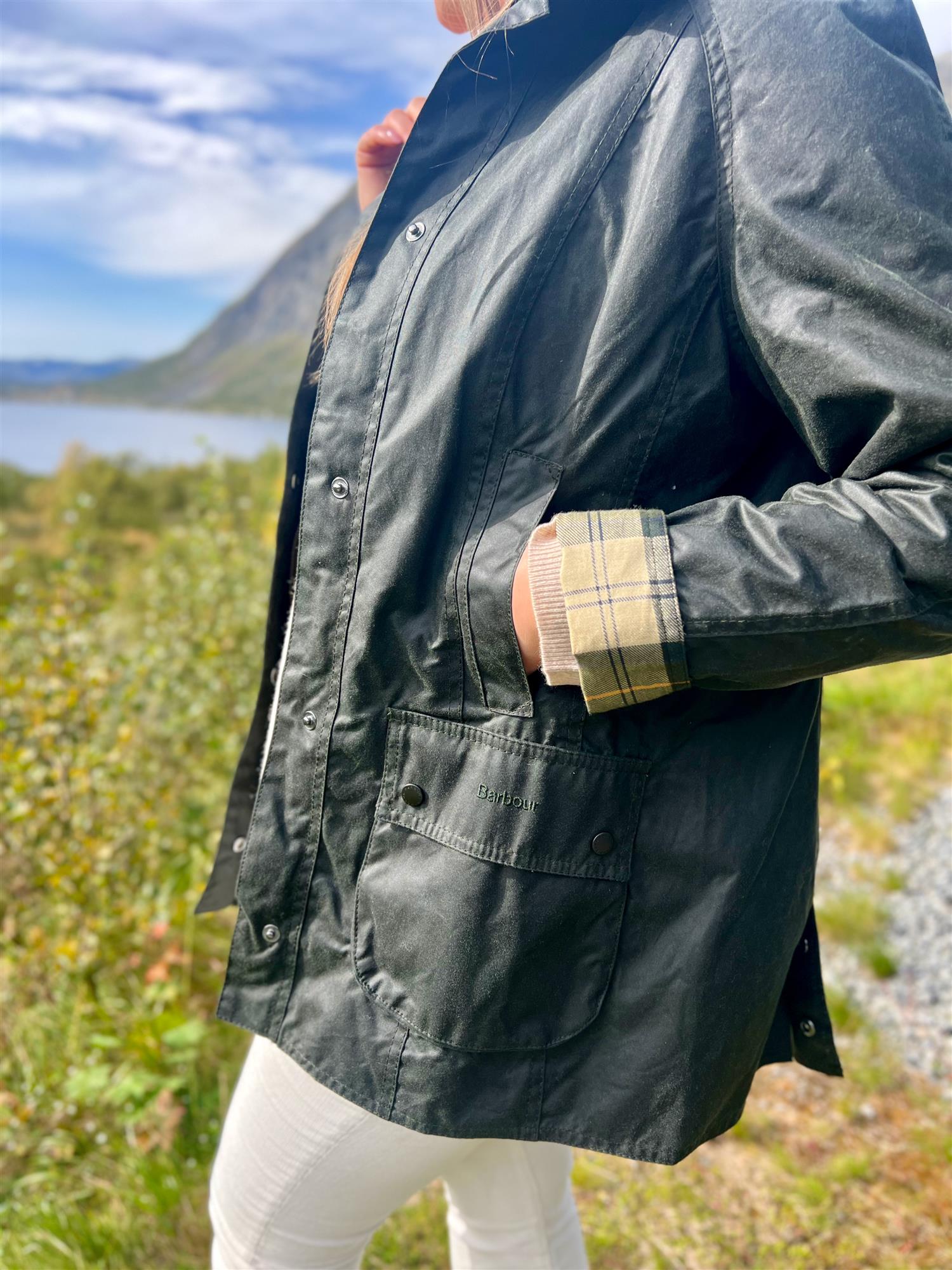 Beadnell Wax Jacket Sage