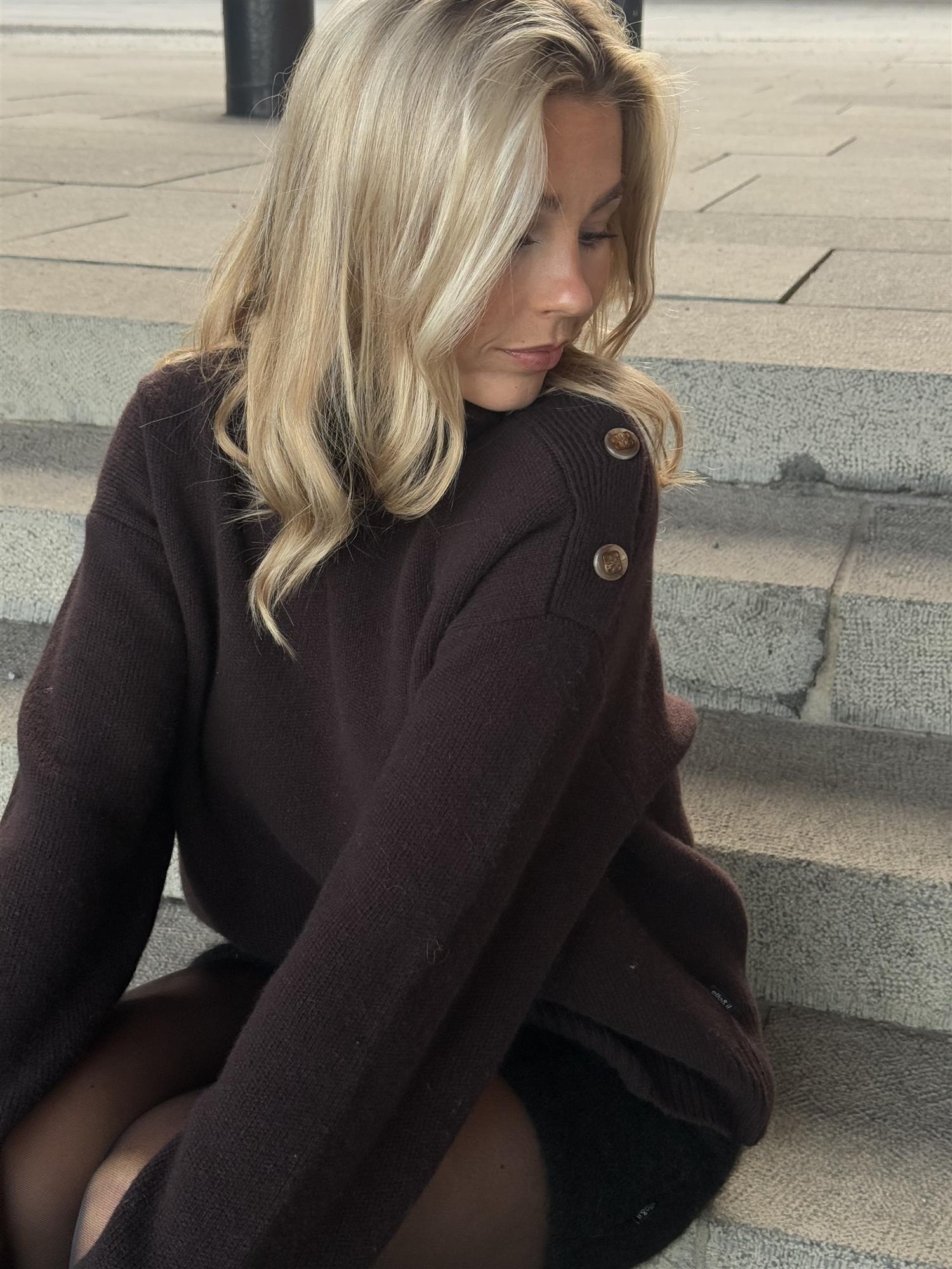 Sara Merino Sweater Dark Brown