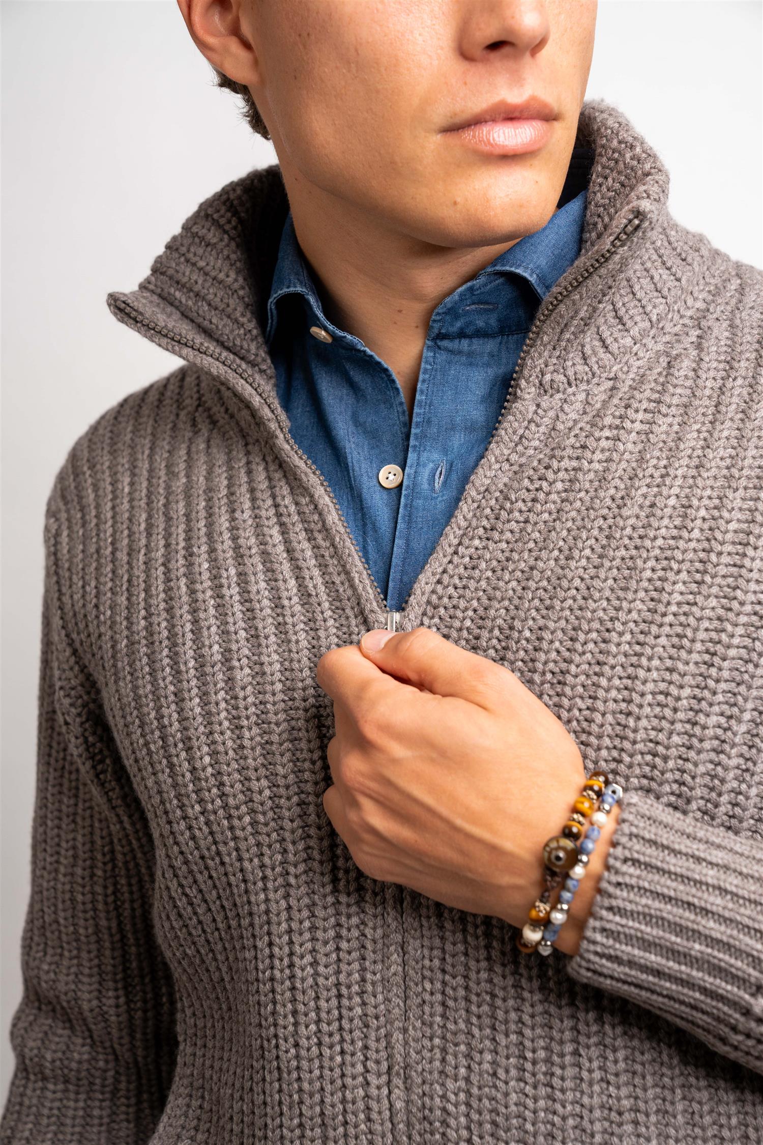 Heavy Knitted Zip - Taupe