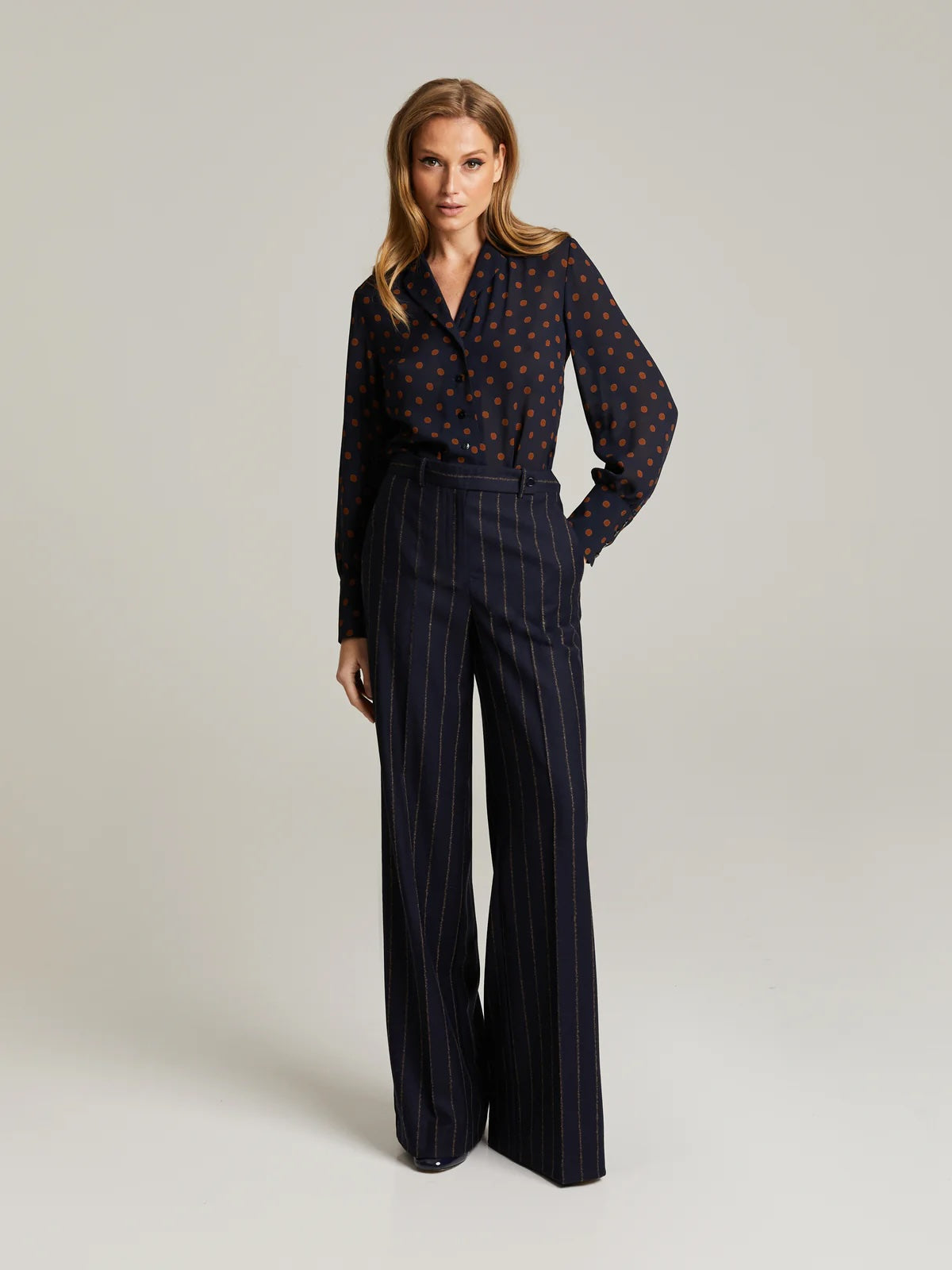 Katya Trousers - Navy/Camel