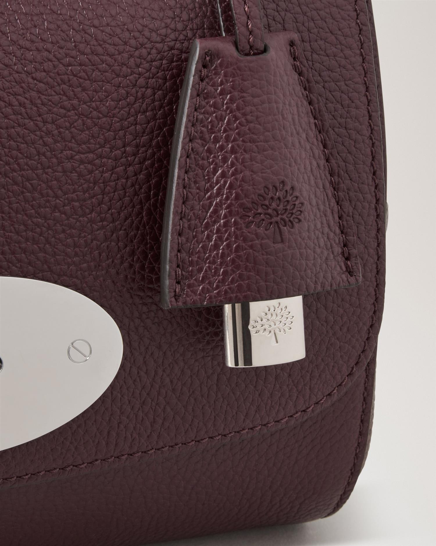 Lily Small Classic Grain Black Cherry