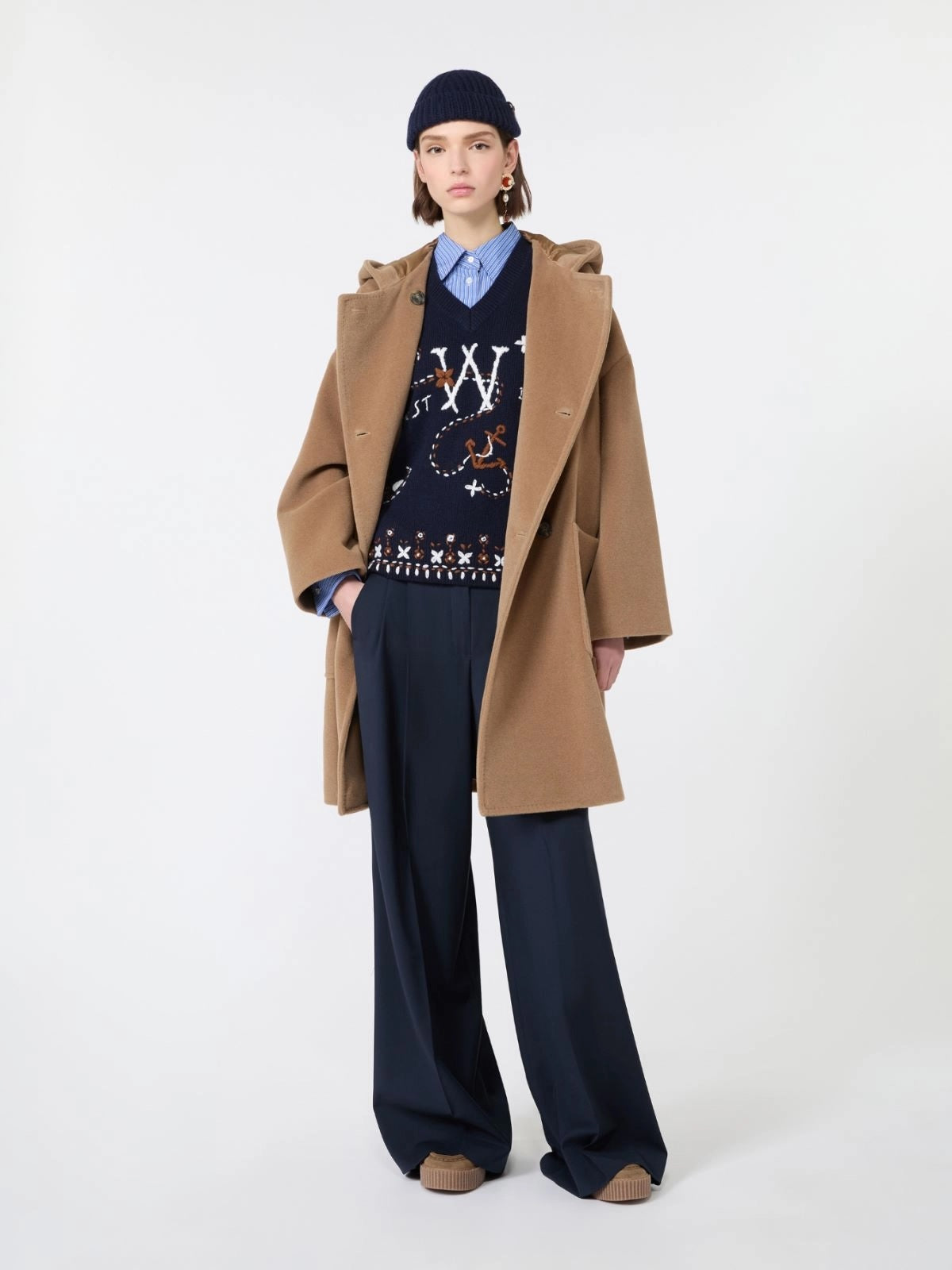 Wool Gilet with Embroidery – Ultramarine