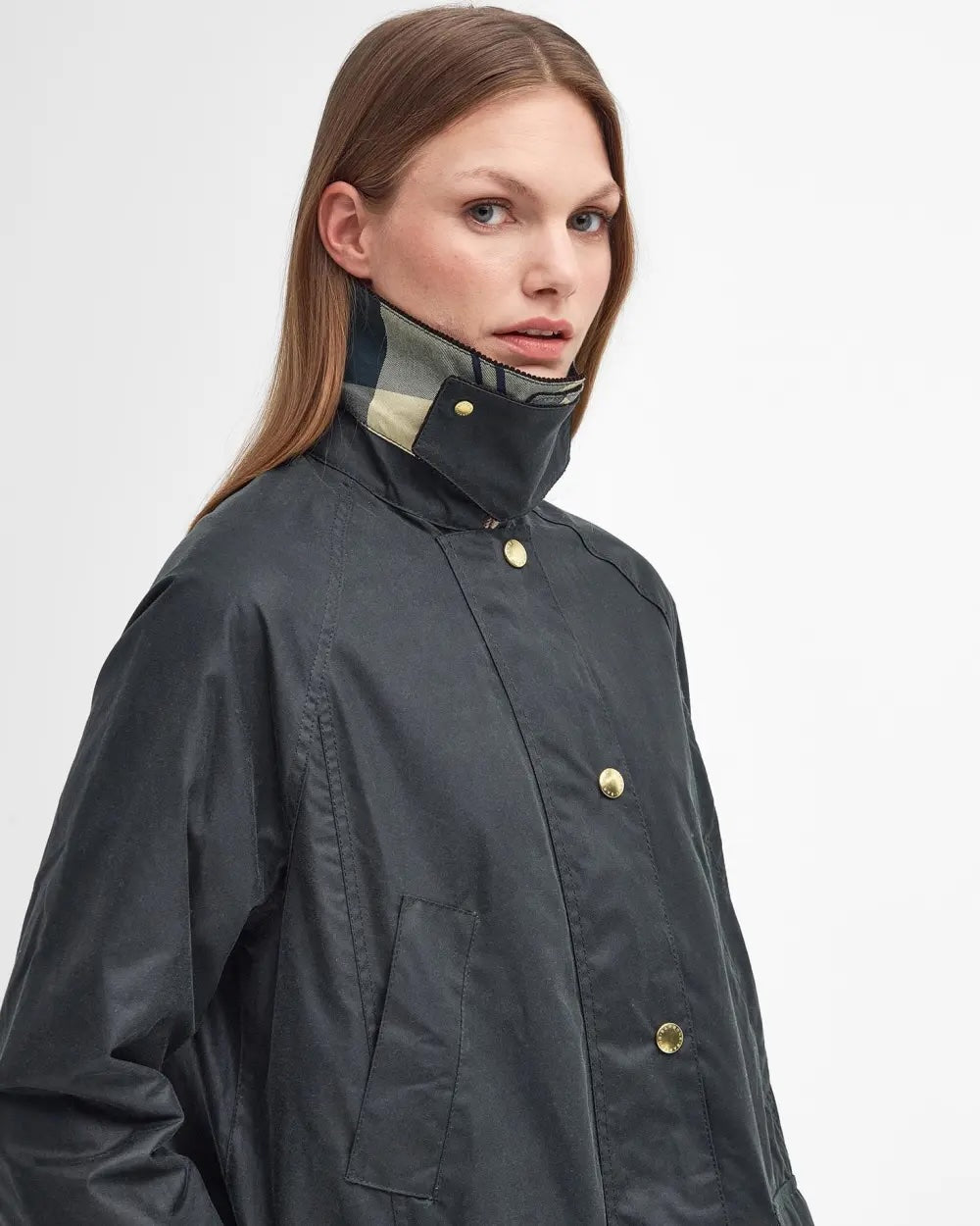 Long Beadnell Wax Jacket - Sage