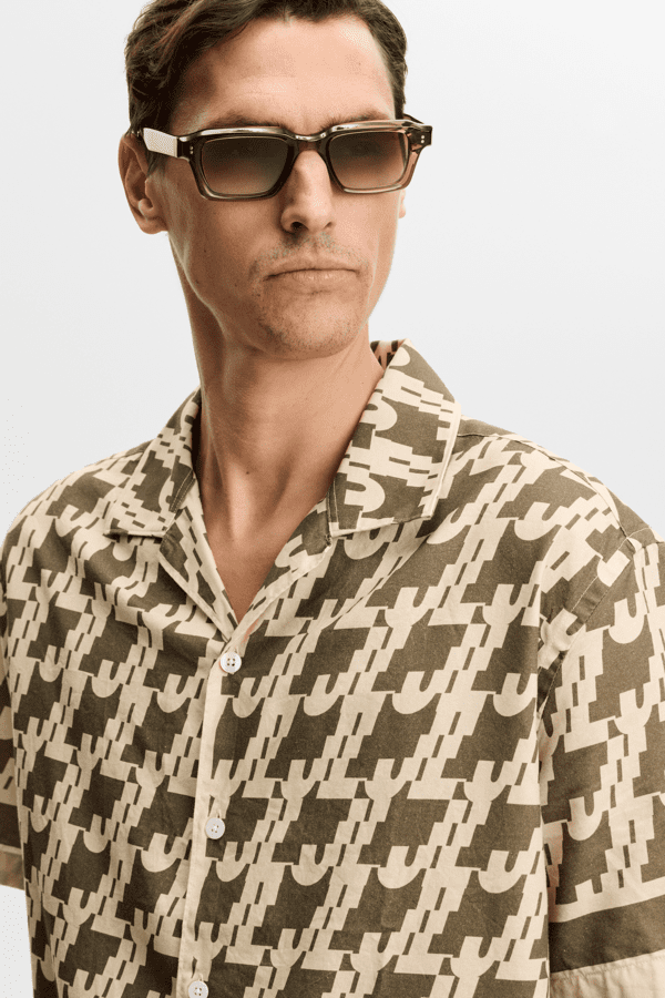 Ellis Border Resort Shirt