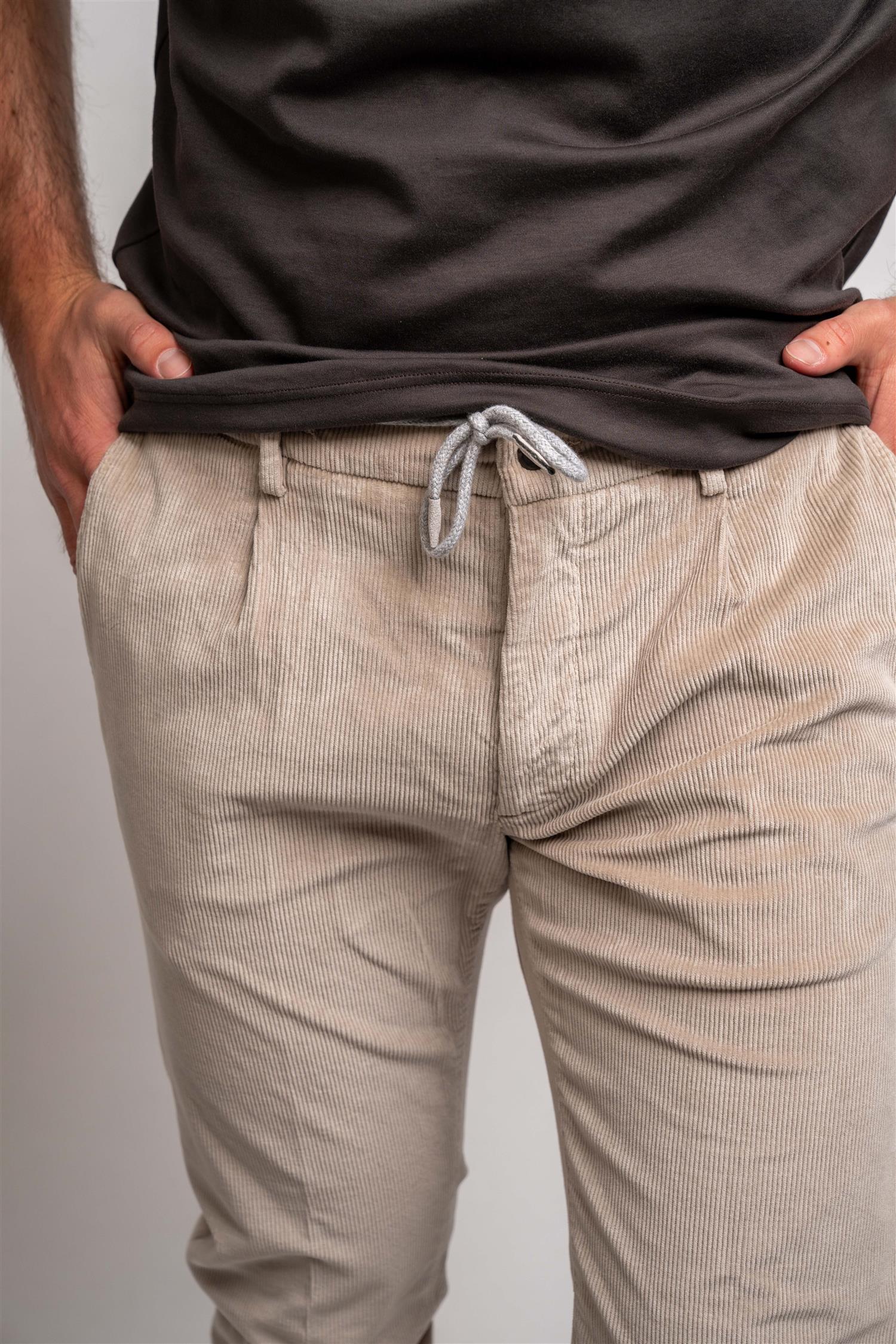 Jogger Pant - Cord Sand