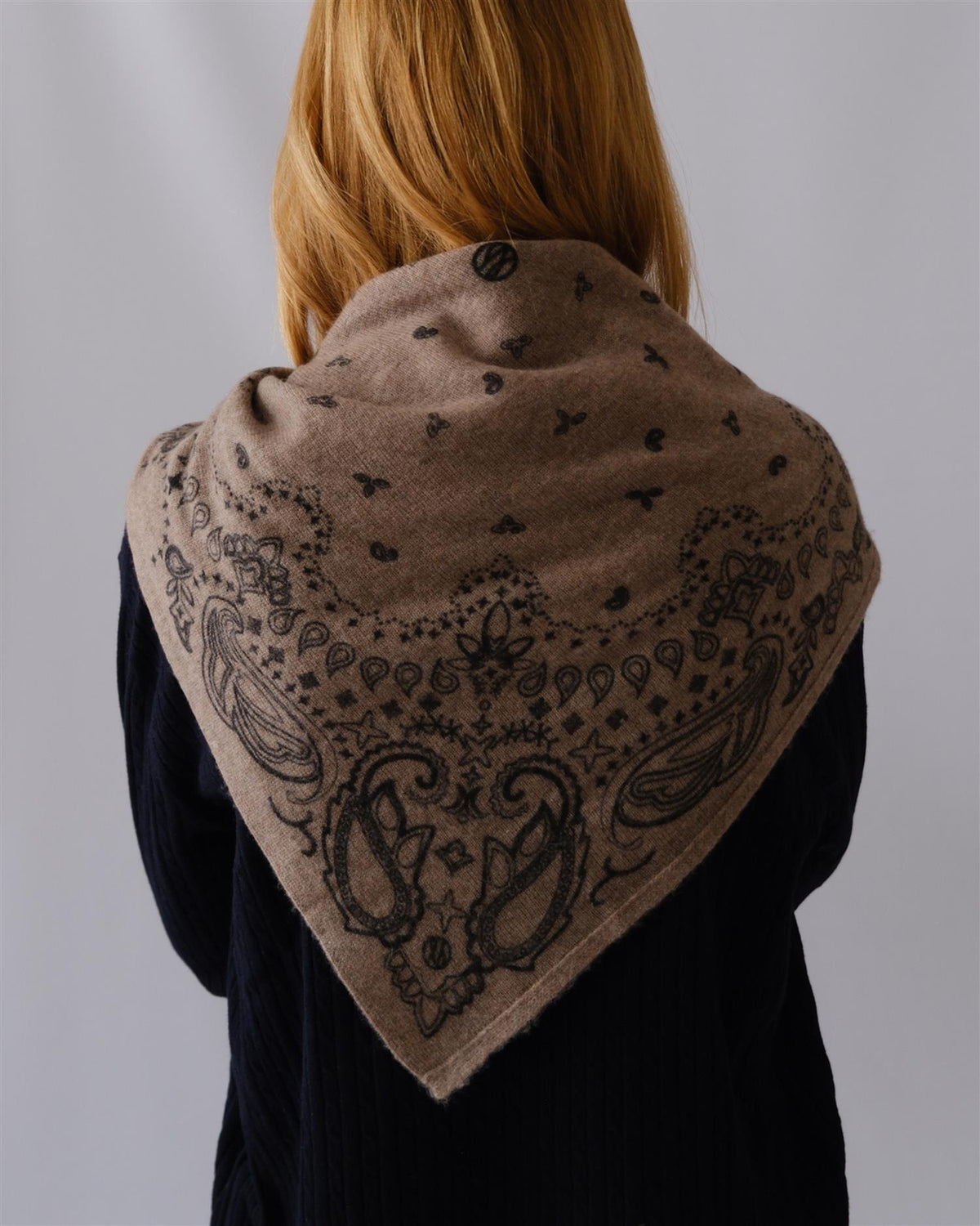 Cashmere Paisley Scarf – Greige 65 cm