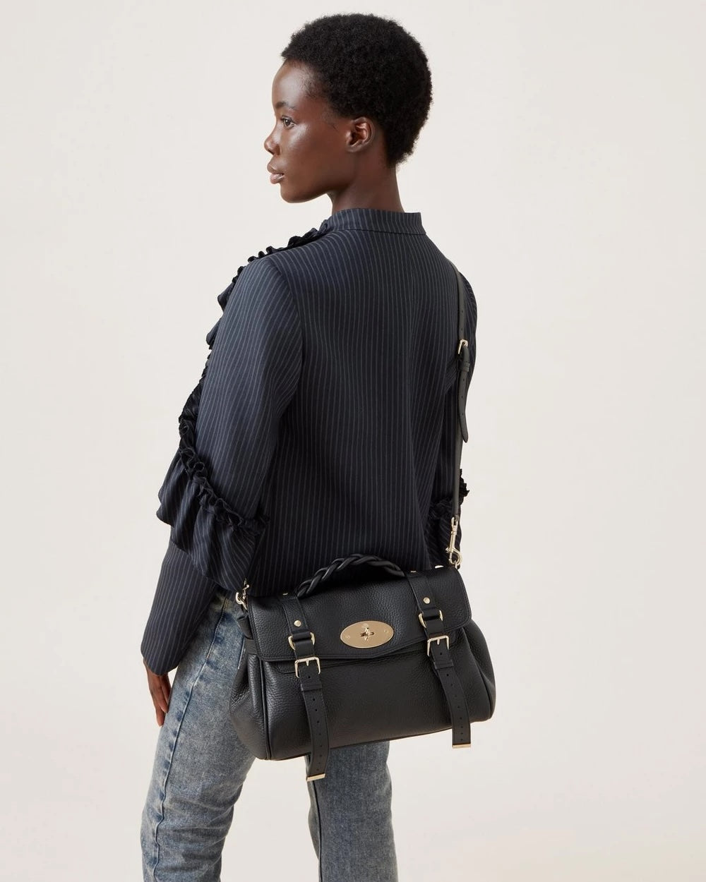 Alexa Heavy Grain Black