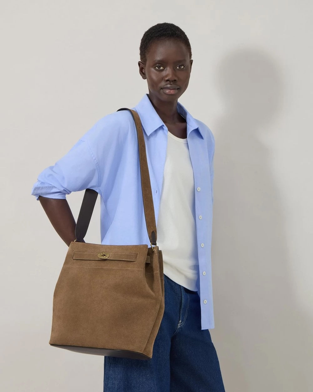 Large Islington Bucket Suede Salcombe Sand