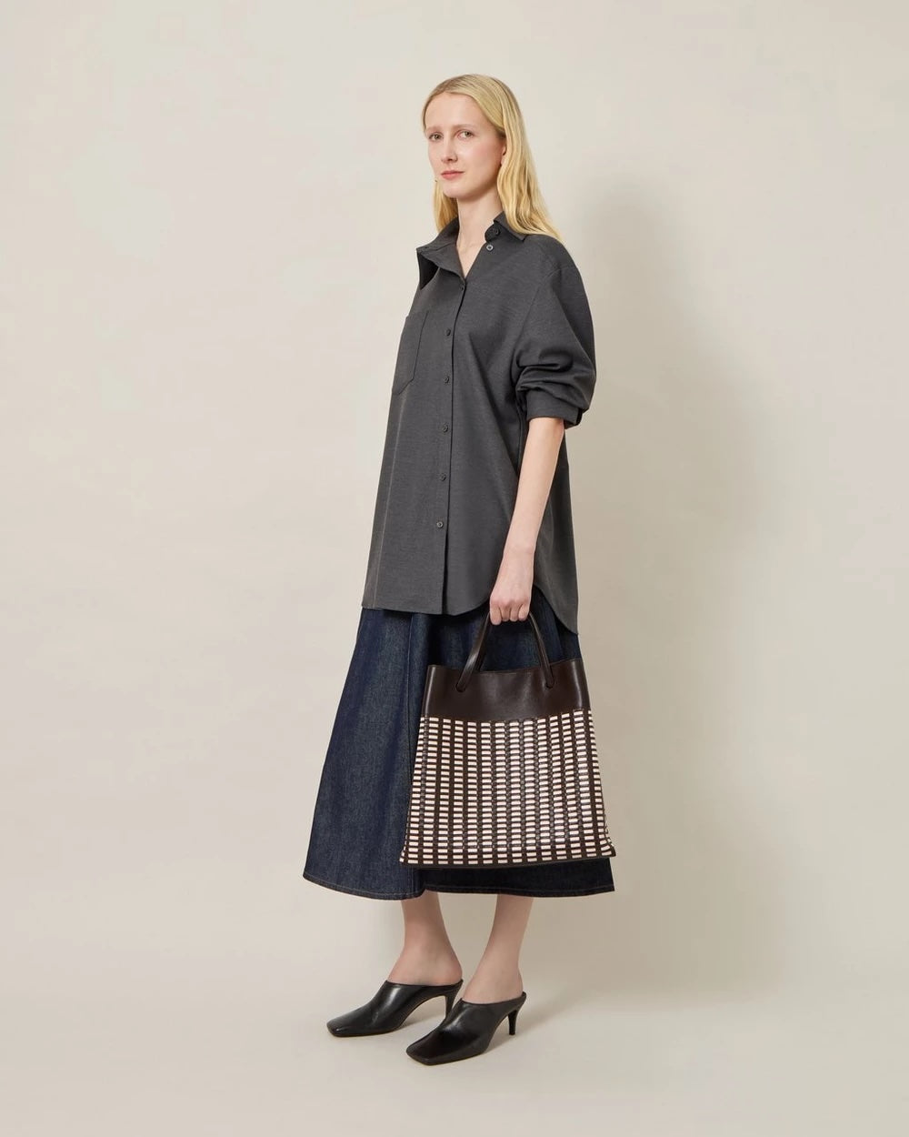 Woven Leather Tote Ebony-Eggshell