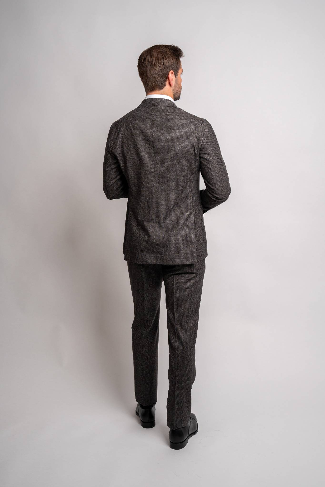 Houndstooth Suit - Grey