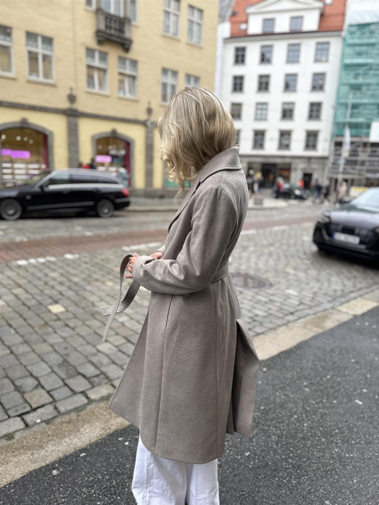 Long Coat Cacha Grey Brown Belt and Buttons