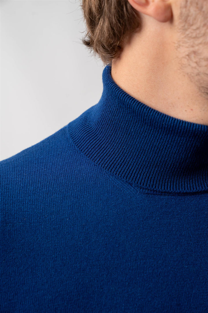 Turtle Neck - Blue