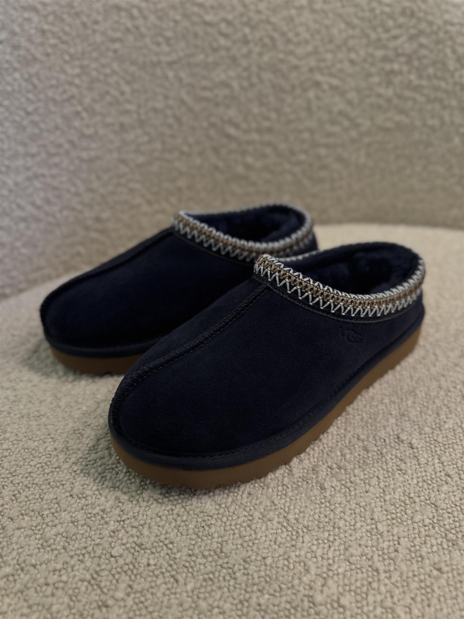 W Tasman Dark Indigo