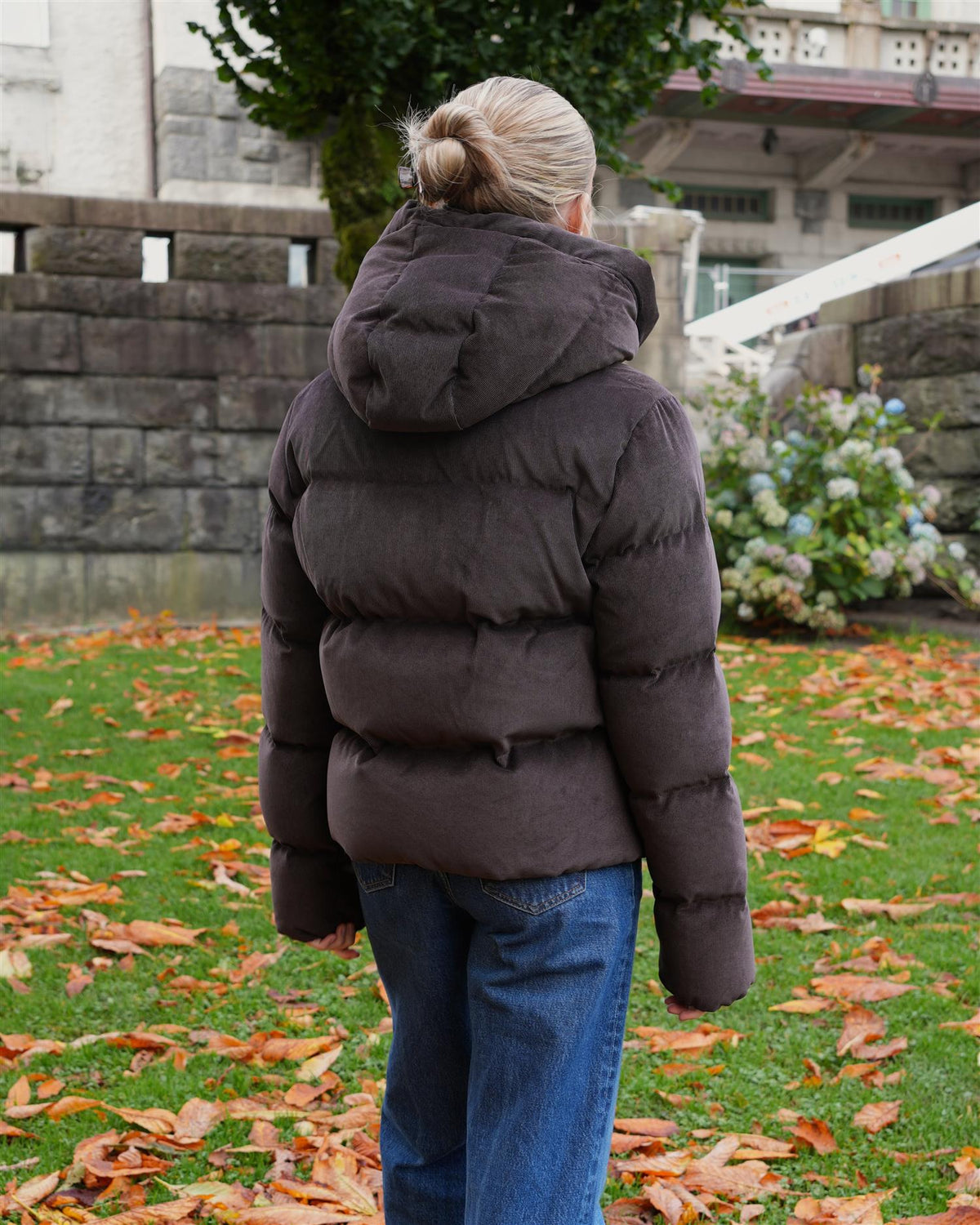 Val Cenis Short Cord Jacket – Dark Brown