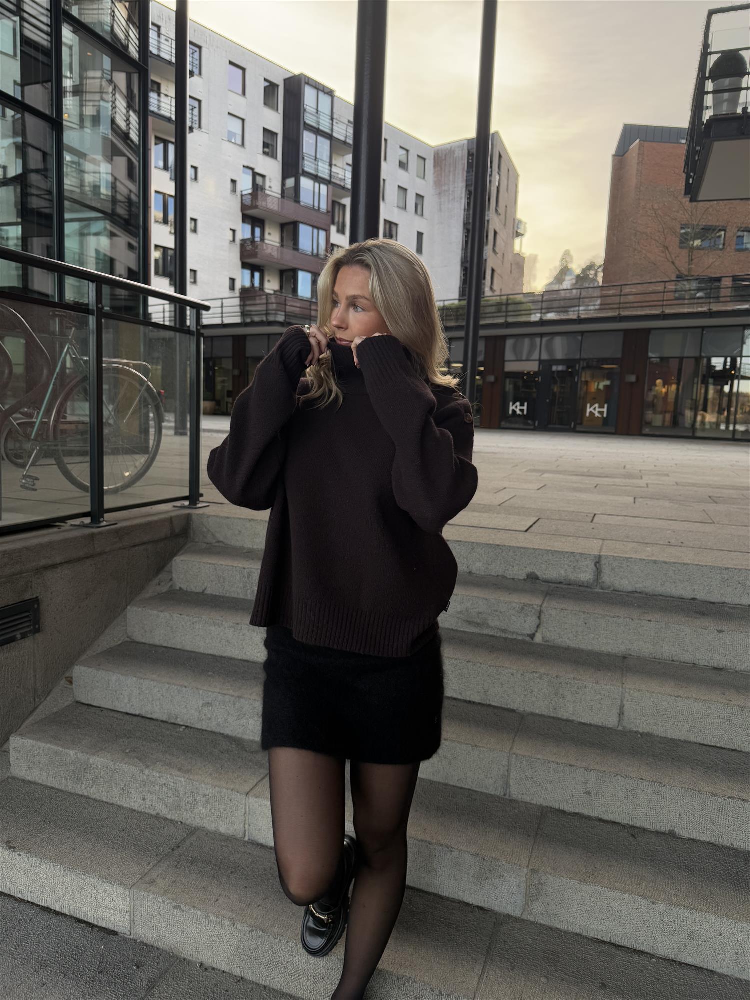 Sara Merino Sweater Dark Brown