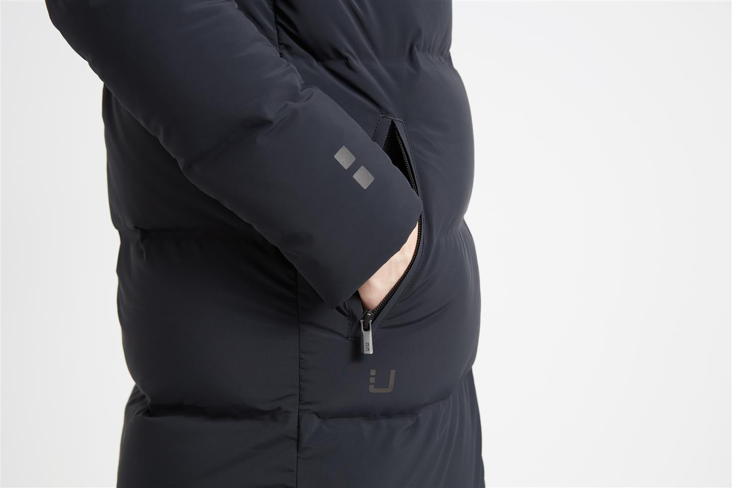 W Infinity Down Coat Black