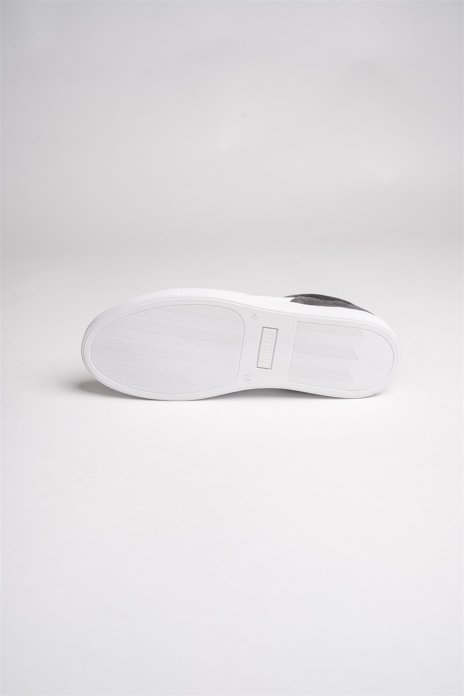 Sneaker 2 - Grey suede