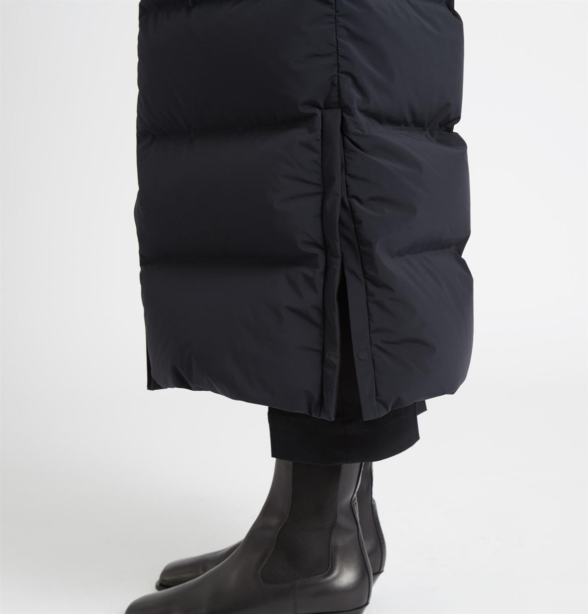 Infinity Down Coat - Black