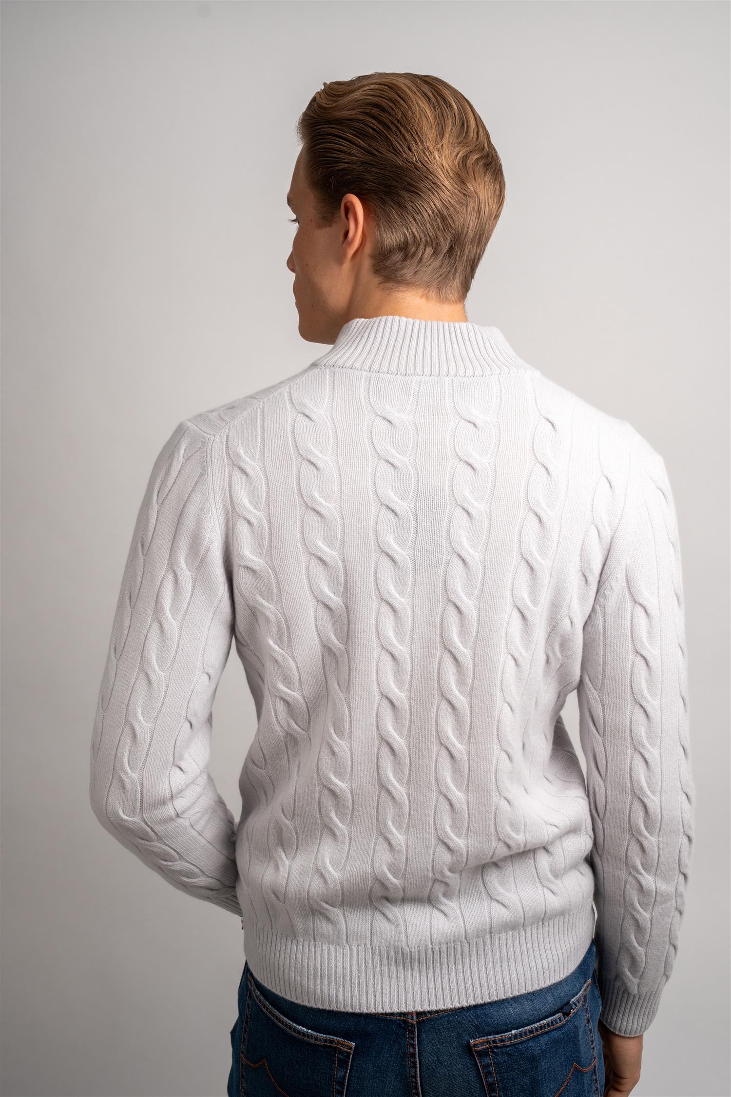 Cable Knitted Cashmere - Grey